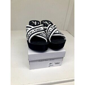 (NWT) CALVIN KLEIN SANDALS SIZE 7 NEW IN BOX